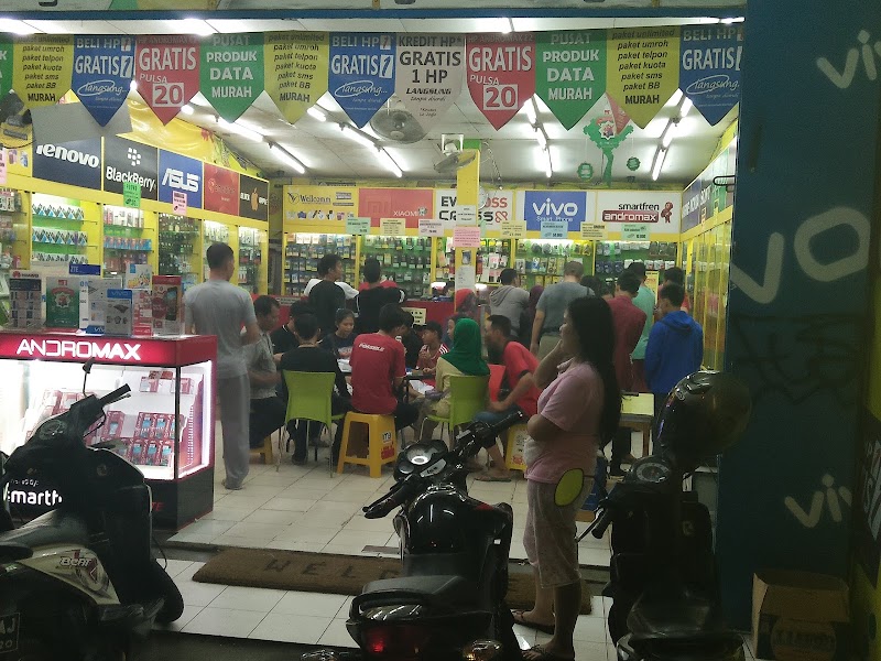 Marnos Cell: Pusat Belanja HP Berkualitas di Gandrungmangu